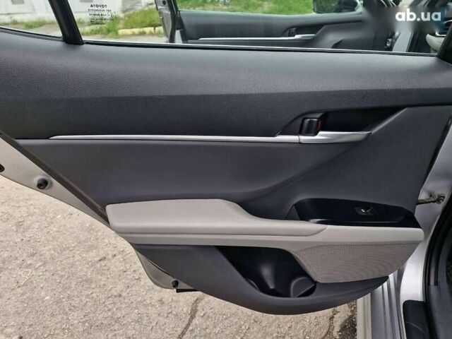 Тойота Камрі, об'ємом двигуна 2.5 л та пробігом 103 тис. км за 18299 $, фото 12 на Automoto.ua