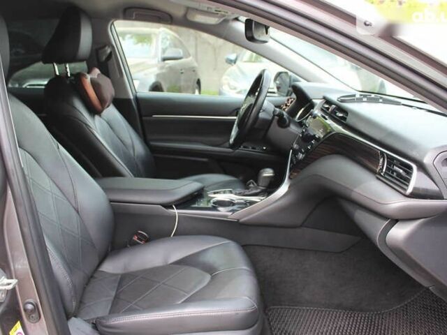 Тойота Камри, объемом двигателя 0 л и пробегом 96 тыс. км за 19999 $, фото 12 на Automoto.ua