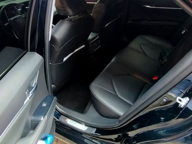 Тойота Камри, объемом двигателя 2.5 л и пробегом 180 тыс. км за 20500 $, фото 7 на Automoto.ua