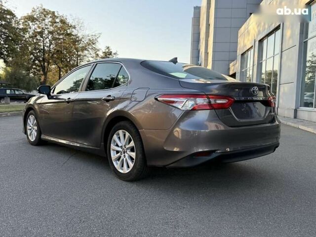 Тойота Камри, объемом двигателя 2.5 л и пробегом 90 тыс. км за 19500 $, фото 4 на Automoto.ua