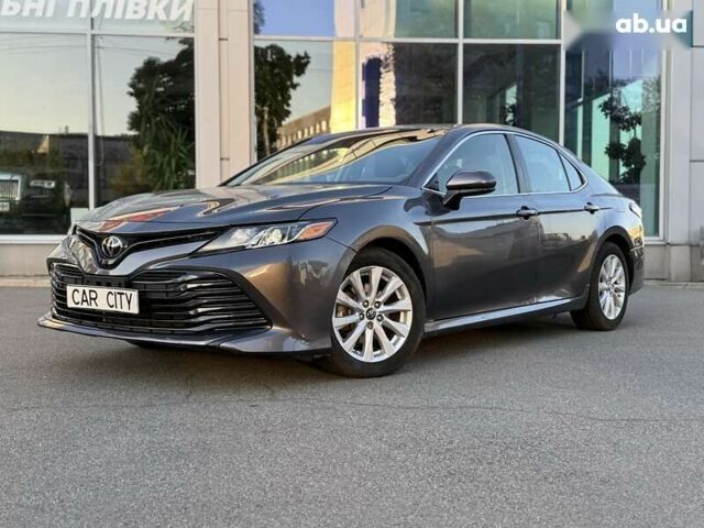 Тойота Камри, объемом двигателя 2.5 л и пробегом 90 тыс. км за 19500 $, фото 2 на Automoto.ua