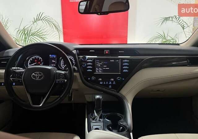 Тойота Камри, объемом двигателя 2.49 л и пробегом 119 тыс. км за 22345 $, фото 7 на Automoto.ua