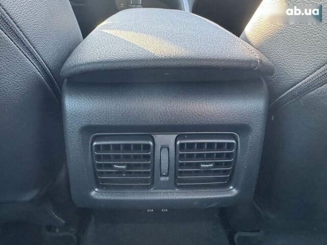 Тойота Камри, объемом двигателя 0 л и пробегом 114 тыс. км за 27490 $, фото 24 на Automoto.ua