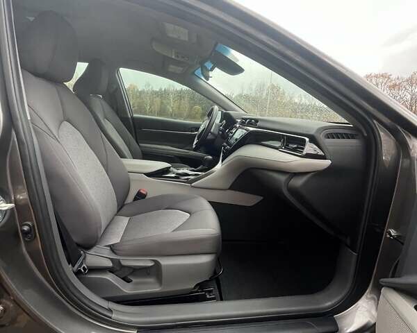 Тойота Камри 2020 в Макарове на Automoto.ua Тойота Камри, объемом двигателя 2.49 л и пробегом 56 тыс. км за 24100 $, фото 12 на Automoto.ua