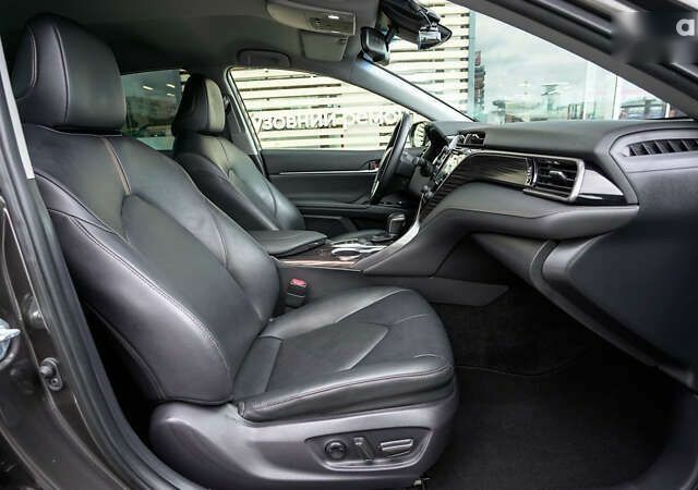 Тойота Камрі, об'ємом двигуна 0 л та пробігом 135 тис. км за 28504 $, фото 5 на Automoto.ua