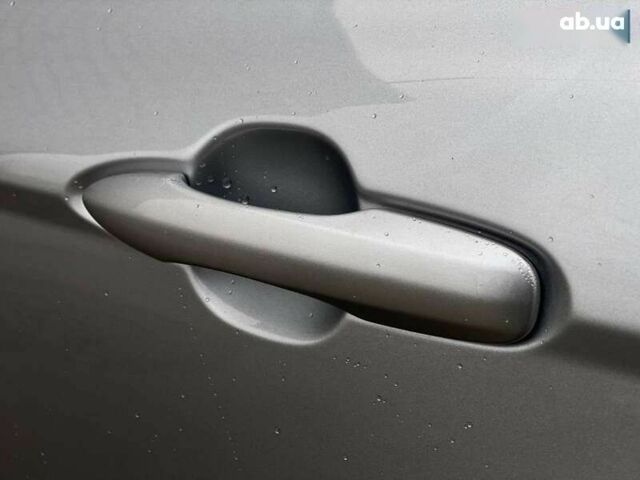 Тойота Камри, объемом двигателя 0 л и пробегом 81 тыс. км за 26990 $, фото 17 на Automoto.ua