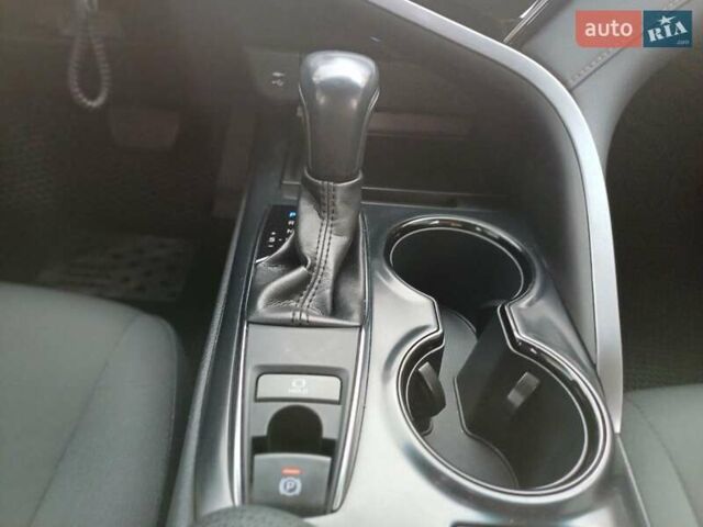 Тойота Камри, объемом двигателя 2.5 л и пробегом 80 тыс. км за 22000 $, фото 26 на Automoto.ua