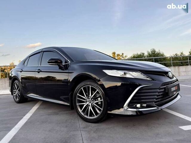 Тойота Камри, объемом двигателя 2.5 л и пробегом 53 тыс. км за 33700 $, фото 2 на Automoto.ua