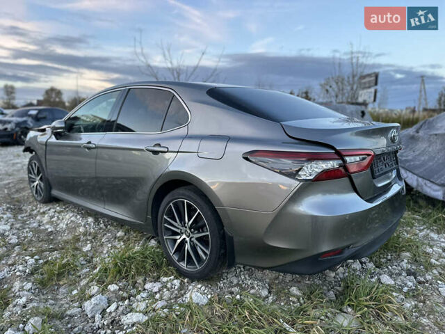 Тойота Камри 2021 в Львове на Automoto.ua Тойота Камри, объемом двигателя 0 л и пробегом 100 тыс. км за 15500 $, фото 4 на Automoto.ua