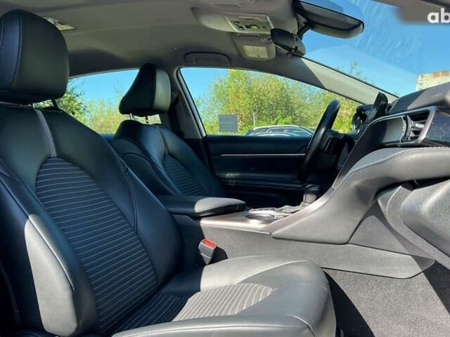 Тойота Камри, объемом двигателя 0 л и пробегом 54 тыс. км за 29850 $, фото 8 на Automoto.ua