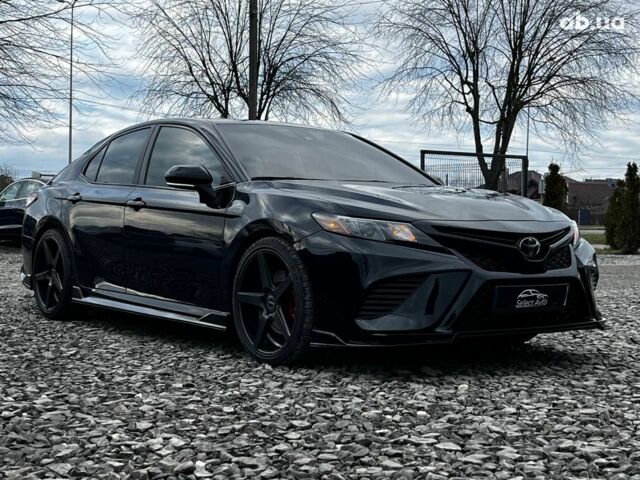 Тойота Камри, объемом двигателя 0 л и пробегом 26 тыс. км за 38500 $, фото 1 на Automoto.ua