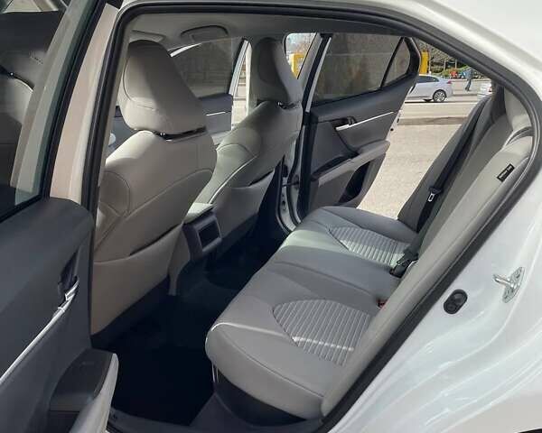 Тойота Камри, объемом двигателя 2.49 л и пробегом 14 тыс. км за 34800 $, фото 10 на Automoto.ua