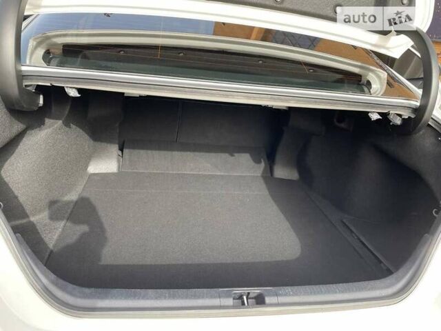 Тойота Камри, объемом двигателя 2.49 л и пробегом 14 тыс. км за 34800 $, фото 13 на Automoto.ua