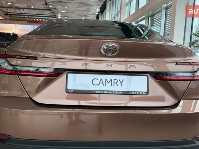 купить новое авто Тойота Камри 2024 года от официального дилера Тойота Центр Дніпро «Алмаз Мотор» Тойота фото