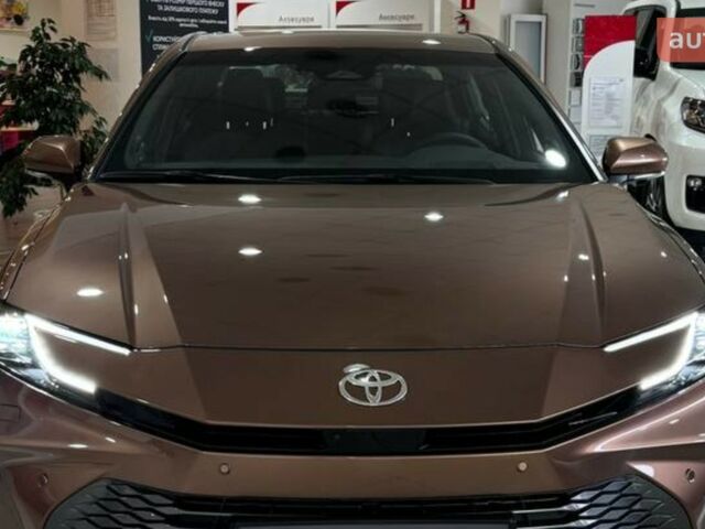 купить новое авто Тойота Камри 2025 года от официального дилера Тойота Центр Ужгород «Карат Мотор» Тойота фото