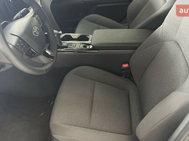 купить новое авто Тойота Камри 2025 года от официального дилера Тойота на Столичному Тойота фото