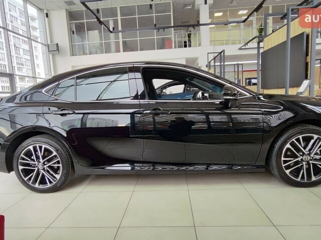 купить новое авто Тойота Камри 2025 года от официального дилера Тойота Центр Чернігів «Соллі-Плюс» Тойота фото