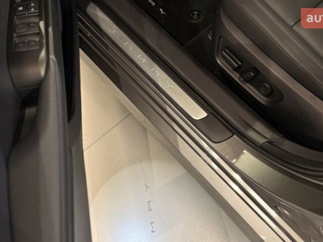 Тойота Камри, объемом двигателя 2.49 л и пробегом 0 тыс. км за 49680 $, фото 18 на Automoto.ua