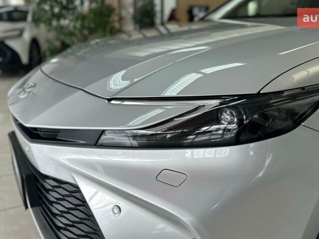 купить новое авто Тойота Камри 2025 года от официального дилера Тойота на Столичному Тойота фото