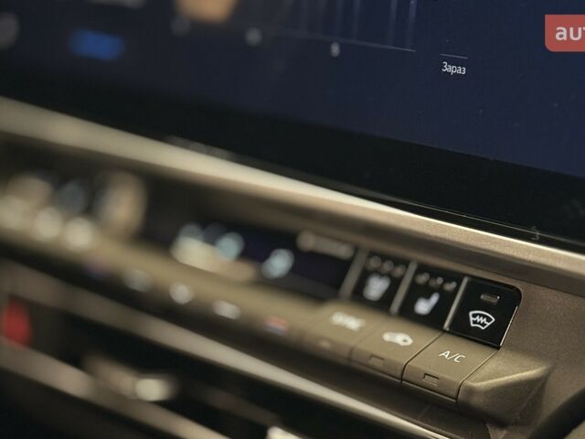 Тойота Камри, объемом двигателя 2.49 л и пробегом 0 тыс. км за 40698 $, фото 8 на Automoto.ua