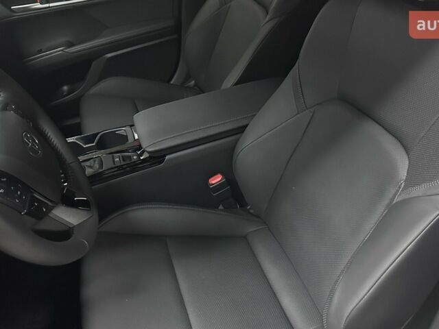 купить новое авто Тойота Камри 2025 года от официального дилера Тойота на Столичному Тойота фото