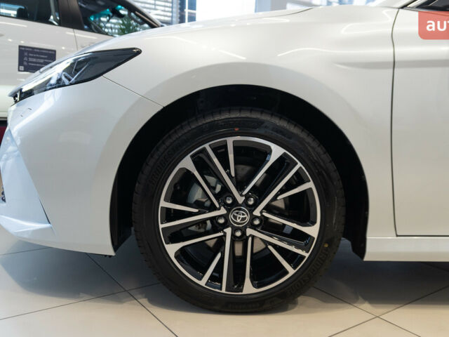 Тойота Камри, объемом двигателя 2.49 л и пробегом 0 тыс. км за 48539 $, фото 4 на Automoto.ua