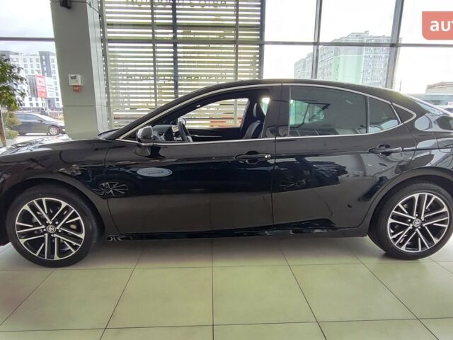 купить новое авто Тойота Камри 2025 года от официального дилера Тойота Центр Чернігів «Соллі-Плюс» Тойота фото