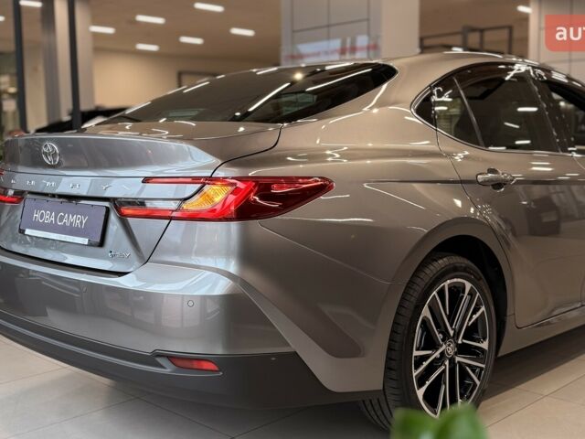 Тойота Камри, объемом двигателя 2.49 л и пробегом 0 тыс. км за 49680 $, фото 2 на Automoto.ua