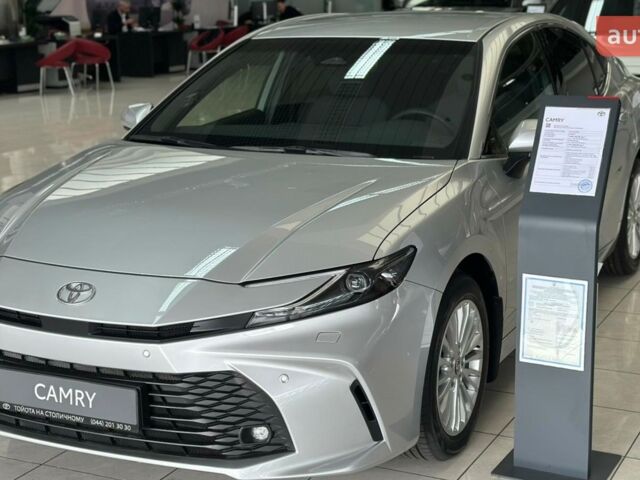 купить новое авто Тойота Камри 2025 года от официального дилера Тойота на Столичному Тойота фото