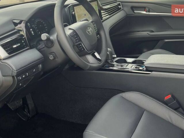 купить новое авто Тойота Камри 2025 года от официального дилера Тойота на Столичному Тойота фото