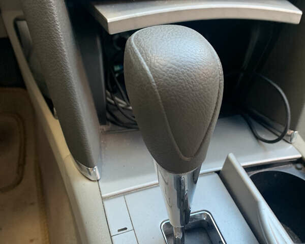 Желтый Тойота Камри, объемом двигателя 2.36 л и пробегом 190 тыс. км за 7900 $, фото 8 на Automoto.ua