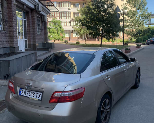 Желтый Тойота Камри, объемом двигателя 2.36 л и пробегом 190 тыс. км за 7900 $, фото 13 на Automoto.ua