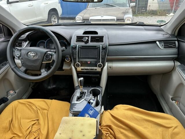 Жовтий Тойота Камрі, об'ємом двигуна 2.5 л та пробігом 456 тис. км за 6848 $, фото 3 на Automoto.ua