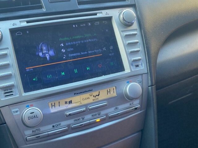 Серый Тойота Камри, объемом двигателя 0 л и пробегом 200 тыс. км за 10000 $, фото 1 на Automoto.ua