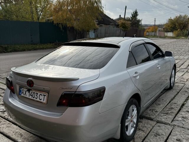 Тойота Камри 2007 в Люботине на Automoto.ua Серый Тойота Камри, объемом двигателя 2.4 л и пробегом 194 тыс. км за 10000 $, фото 4 на Automoto.ua