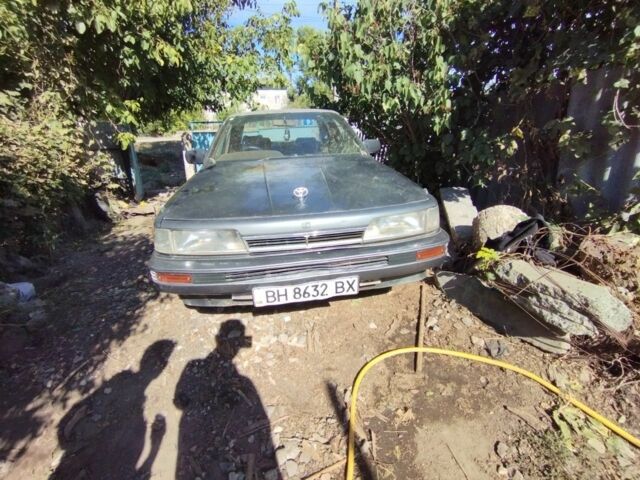 Серый Тойота Камри, объемом двигателя 1.8 л и пробегом 100 тыс. км за 360 $, фото 3 на Automoto.ua