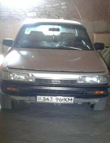 Серый Тойота Камри, объемом двигателя 2 л и пробегом 504 тыс. км за 1700 $, фото 4 на Automoto.ua