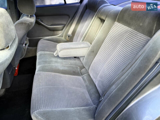 Сірий Тойота Камрі, об'ємом двигуна 2.2 л та пробігом 392 тис. км за 3950 $, фото 10 на Automoto.ua