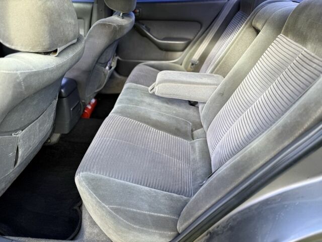 Серый Тойота Камри, объемом двигателя 2.2 л и пробегом 392 тыс. км за 3950 $, фото 11 на Automoto.ua