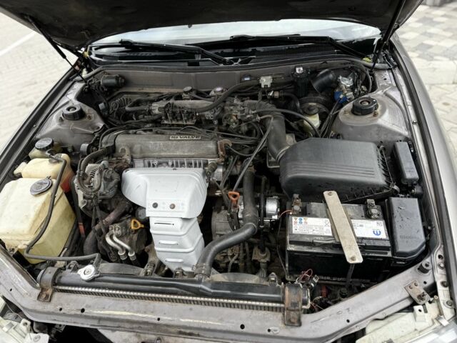 Серый Тойота Камри, объемом двигателя 2.2 л и пробегом 392 тыс. км за 3950 $, фото 5 на Automoto.ua