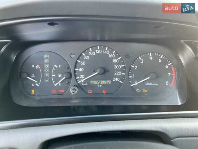 Серый Тойота Камри, объемом двигателя 3 л и пробегом 431 тыс. км за 4500 $, фото 9 на Automoto.ua