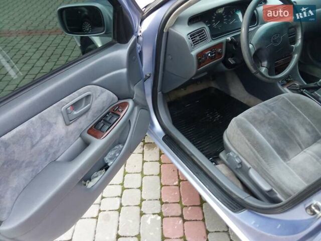 Серый Тойота Камри, объемом двигателя 2.2 л и пробегом 350 тыс. км за 2750 $, фото 8 на Automoto.ua
