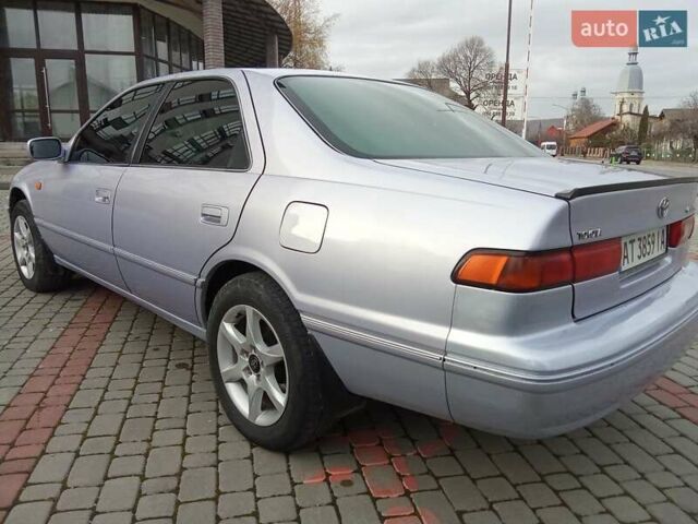 Серый Тойота Камри, объемом двигателя 2.2 л и пробегом 350 тыс. км за 2750 $, фото 6 на Automoto.ua