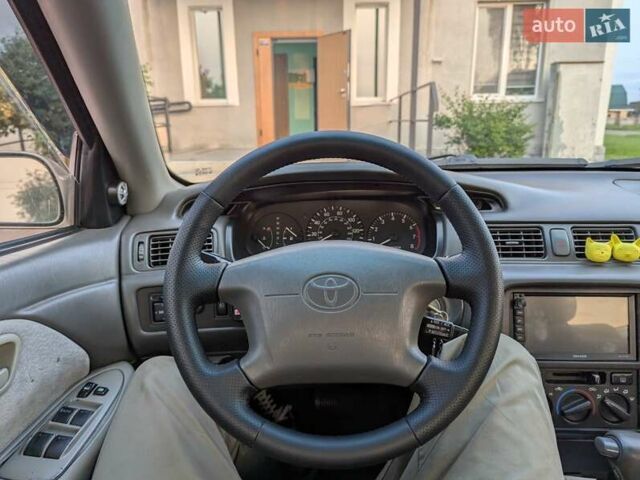 Сірий Тойота Камрі, об'ємом двигуна 2.2 л та пробігом 287 тис. км за 4200 $, фото 5 на Automoto.ua