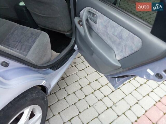 Серый Тойота Камри, объемом двигателя 2.2 л и пробегом 350 тыс. км за 2750 $, фото 11 на Automoto.ua