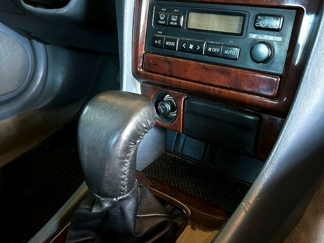 Серый Тойота Камри, объемом двигателя 2.2 л и пробегом 196 тыс. км за 4400 $, фото 6 на Automoto.ua