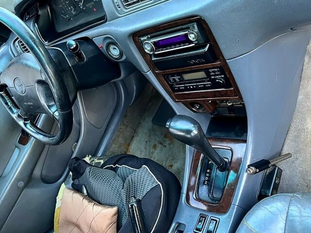 Сірий Тойота Камрі, об'ємом двигуна 3 л та пробігом 0 тис. км за 2499 $, фото 11 на Automoto.ua