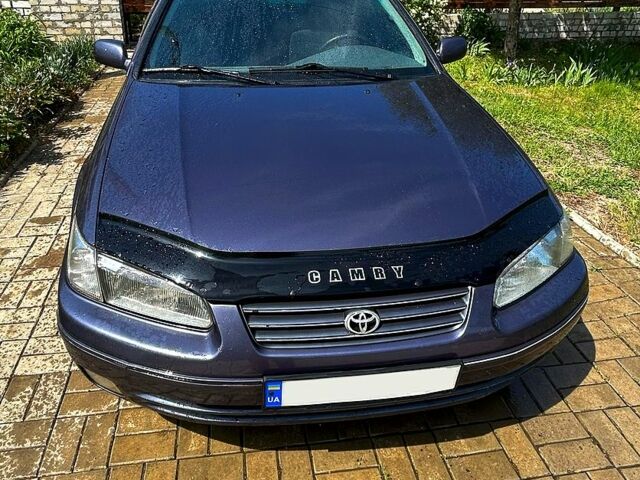 Серый Тойота Камри, объемом двигателя 2.2 л и пробегом 196 тыс. км за 4400 $, фото 4 на Automoto.ua