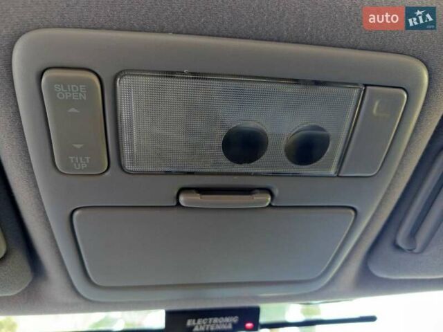 Серый Тойота Камри, объемом двигателя 2.2 л и пробегом 348 тыс. км за 4800 $, фото 15 на Automoto.ua
