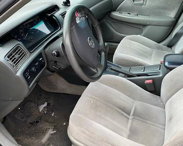 Сірий Тойота Камрі, об'ємом двигуна 2.2 л та пробігом 300 тис. км за 3000 $, фото 7 на Automoto.ua